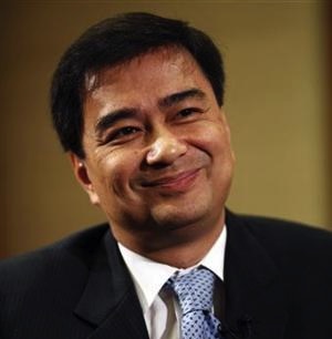 El siempre sonriente primer ministro de Tailandia. ¿No os recuerda a alguien?